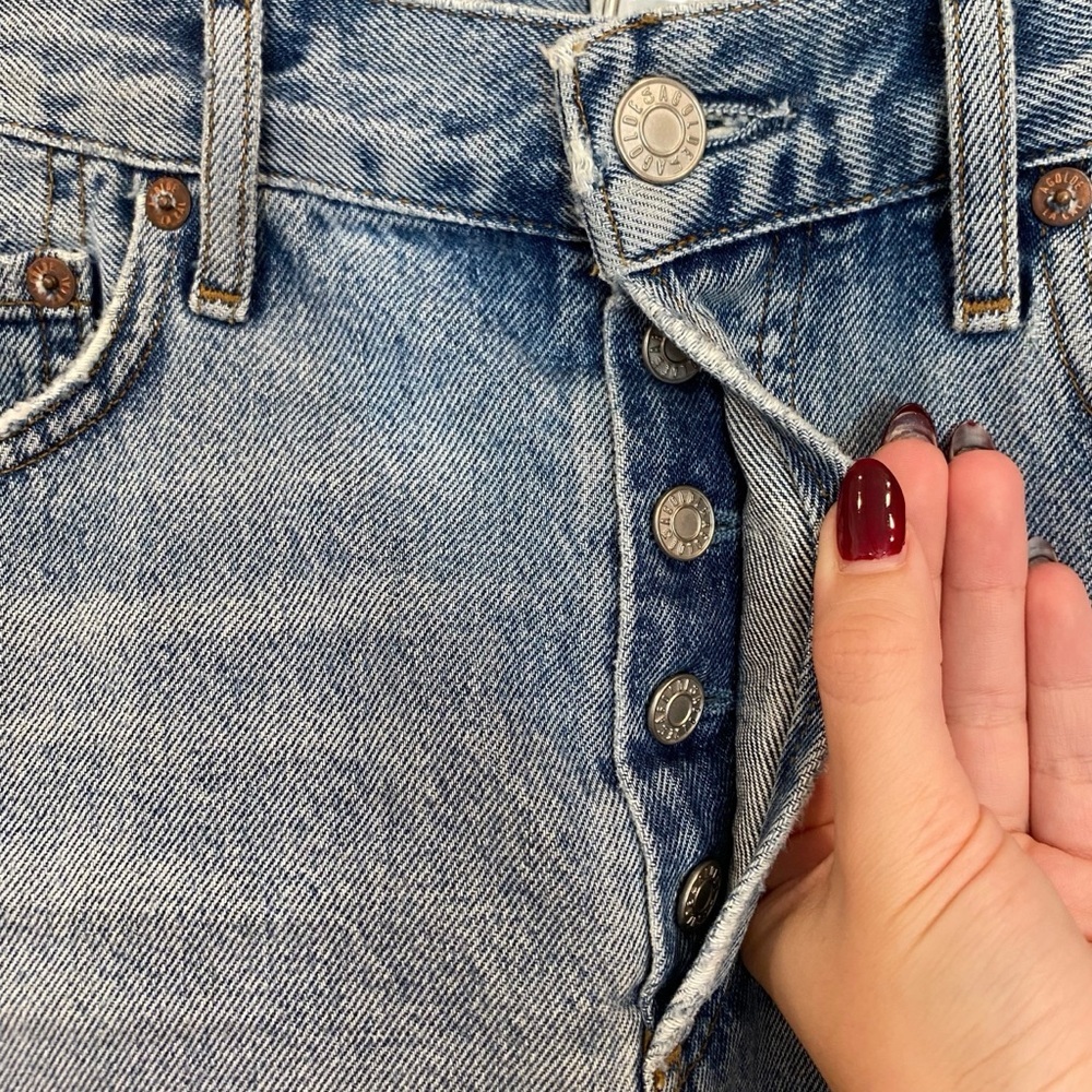 Agolde Parker Vintage Cut Off Shorts In Swapmeet - Picture 4 of 10